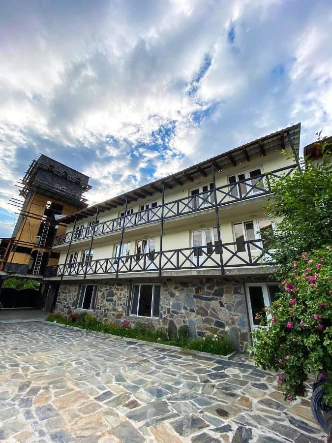 Гостевой дом Family Hotel Kala Местиа-5