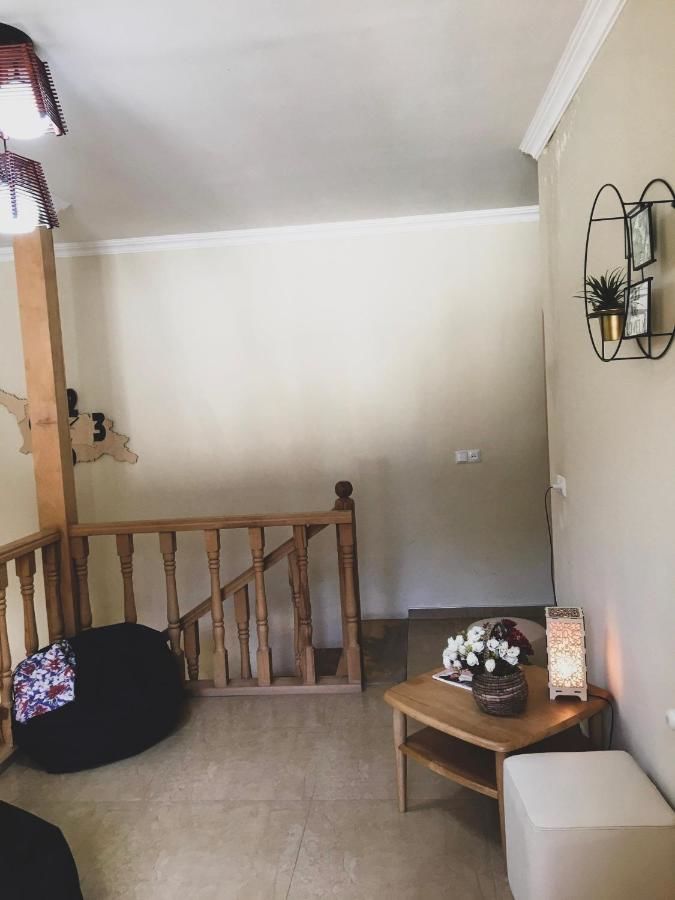 Гостевой дом Family Hotel Kala Местиа-11