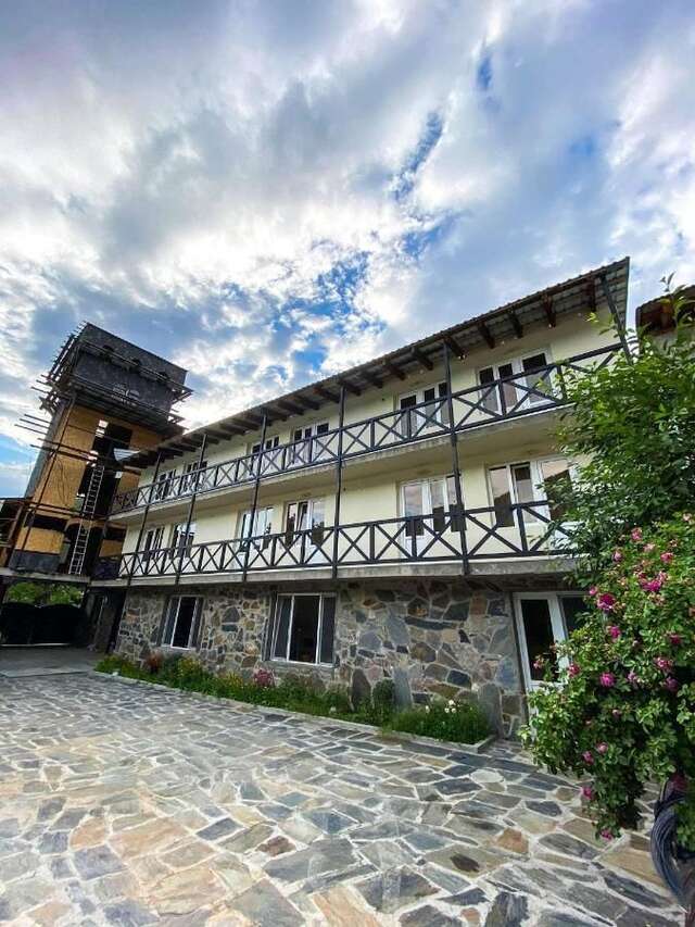 Гостевой дом Family Hotel Kala Местиа-4